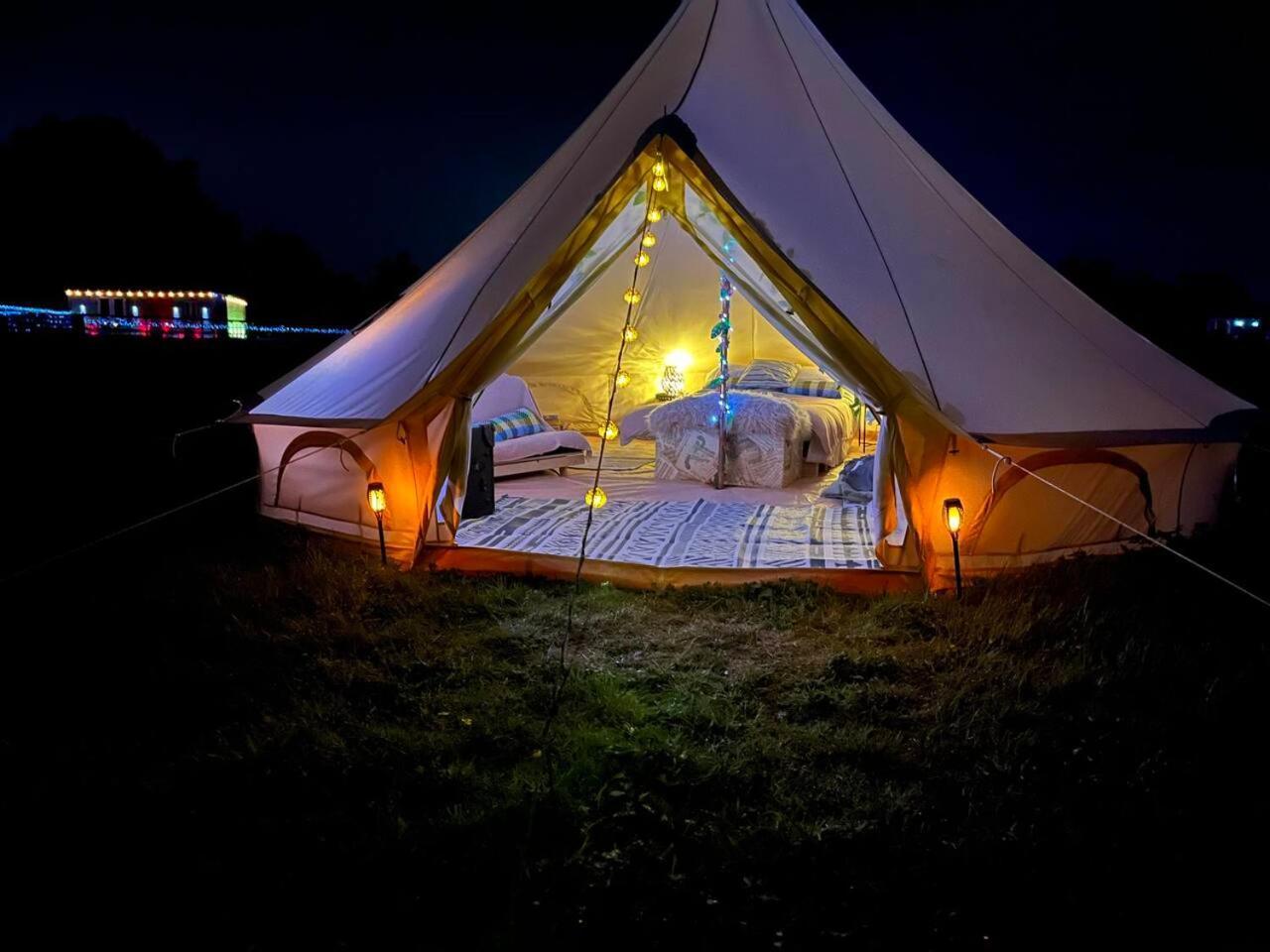 Country View Camping Bratton Экстерьер фото