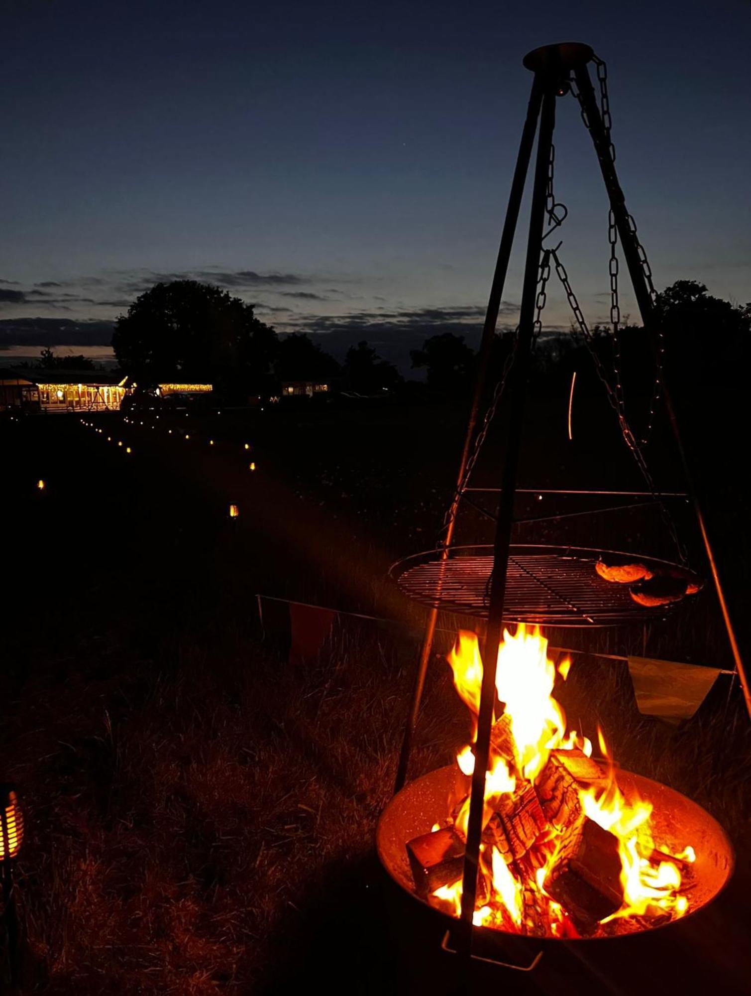 Country View Camping Bratton Экстерьер фото