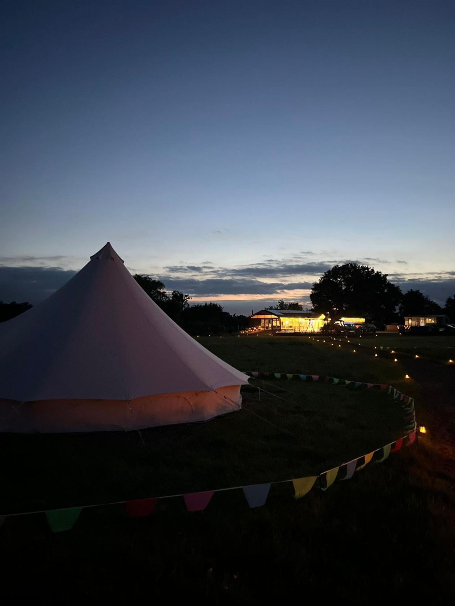 Country View Camping Bratton Экстерьер фото